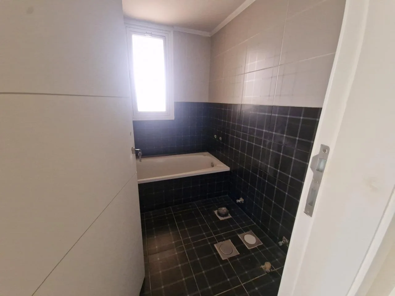 Apartment for Sale in Batroun — الصورة 9