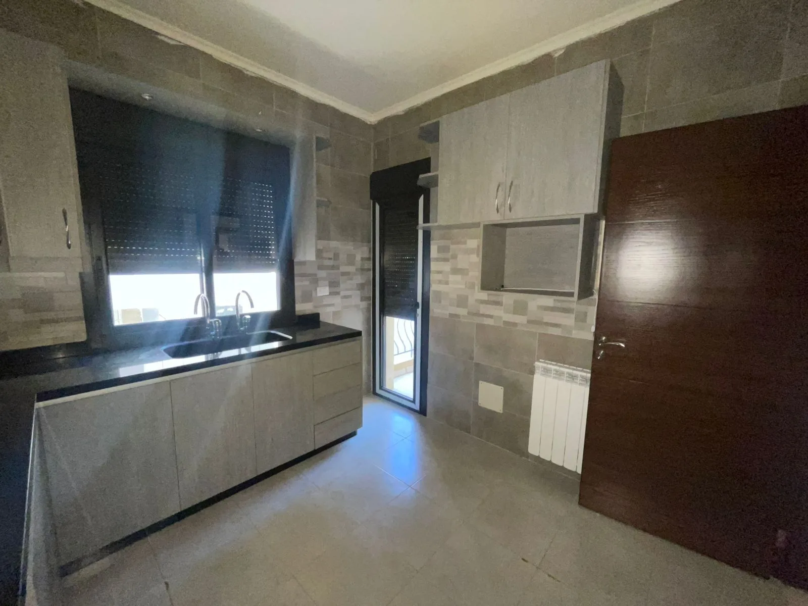 Apartment for rent in Douar, Lebanon — الصورة 2
