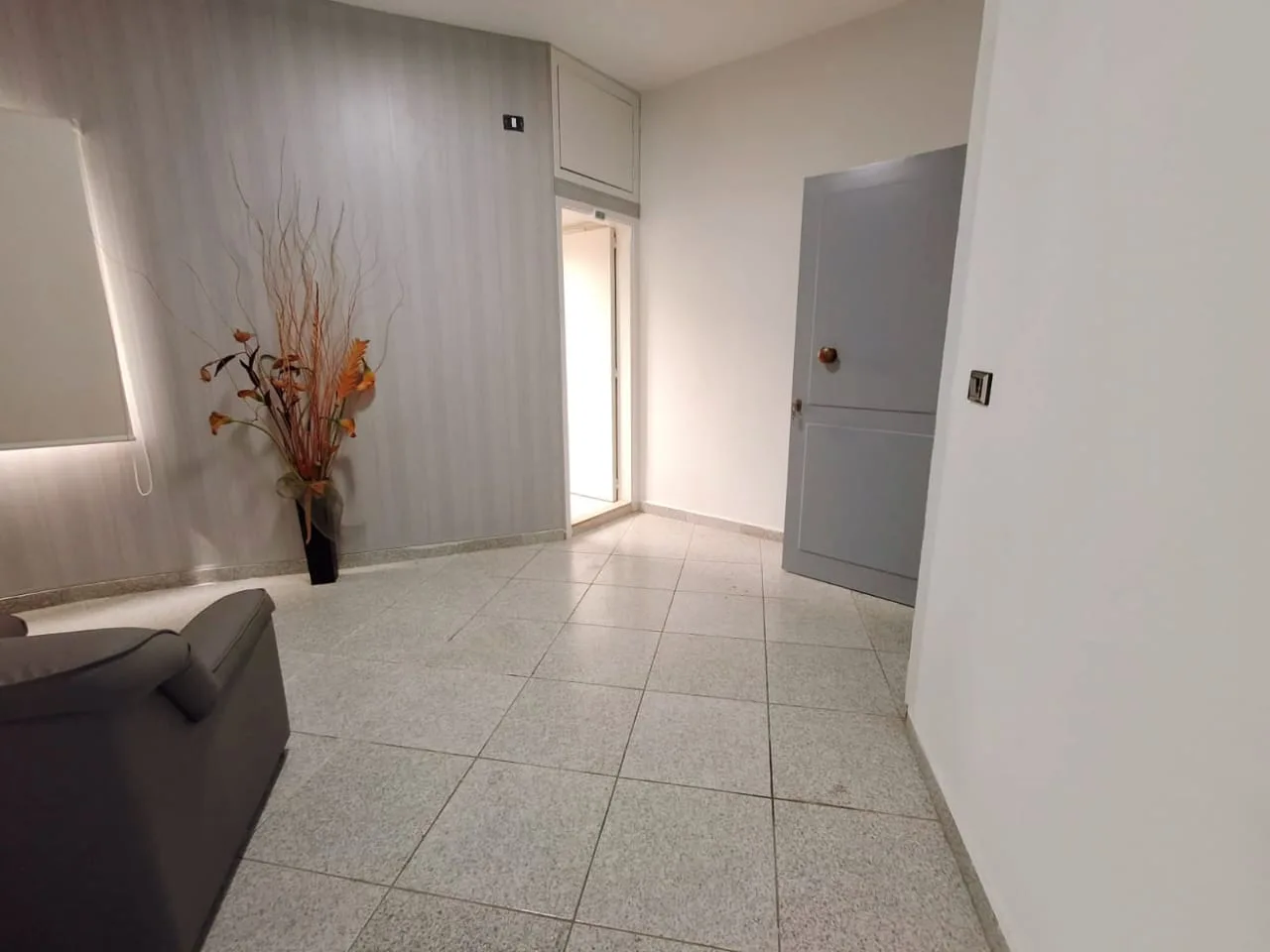 Office for sale in Jbeil, Lebanon — الصورة 3