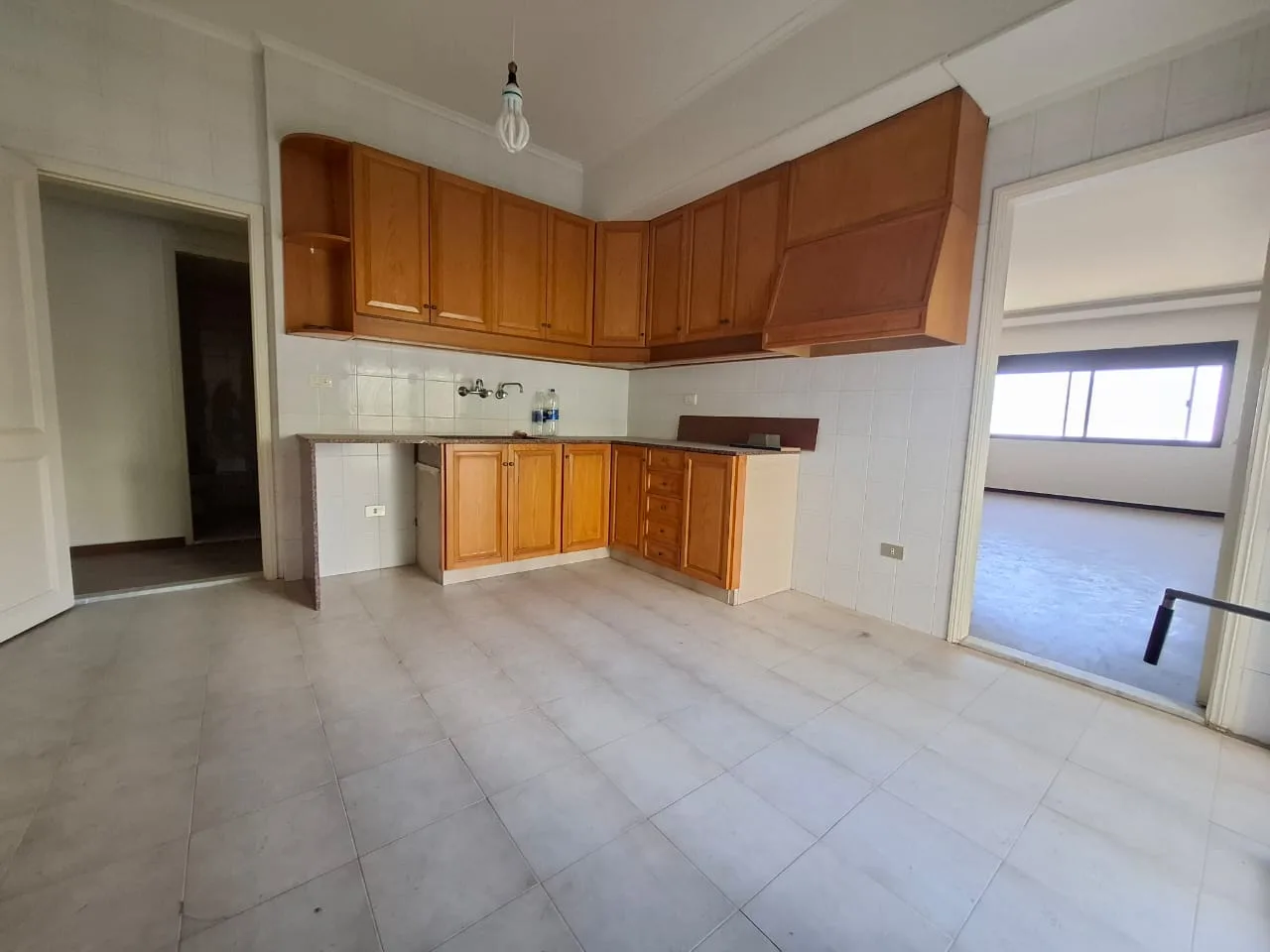 Apartment for rent in Kfar Hbab, Lebanon — الصورة 8