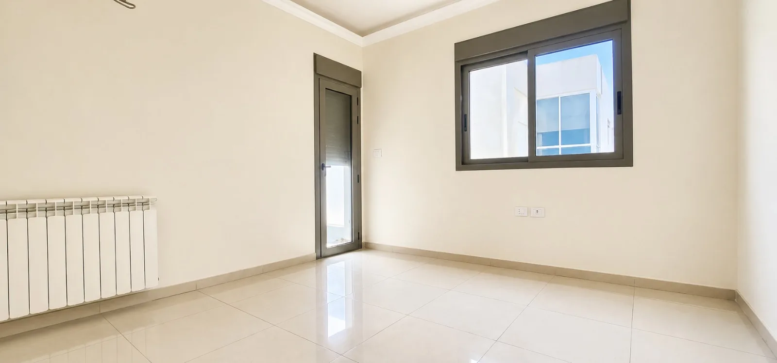 Apartment for Sale in Hazmieh, Lebanon — الصورة 4