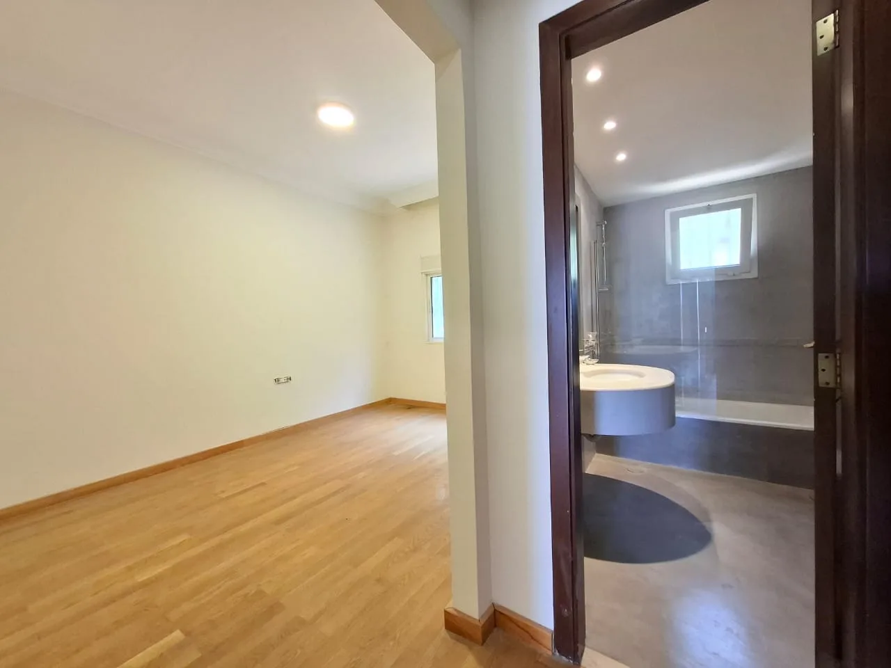 Duplex for sale in Jeita — الصورة 10