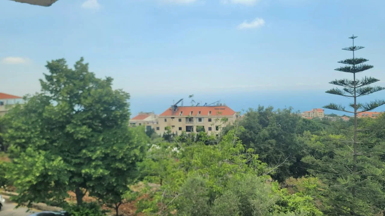 Land for Sale in Ajaltoun — الصورة 3