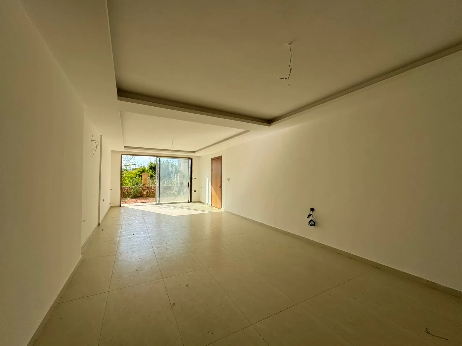 Apartment for Sale in Jouret Al Ballout — الصورة 4
