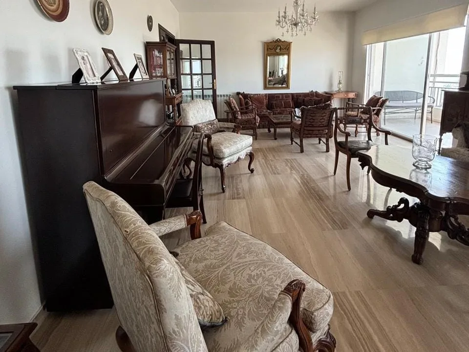 Apartment for Sale in Baabda — الصورة 1