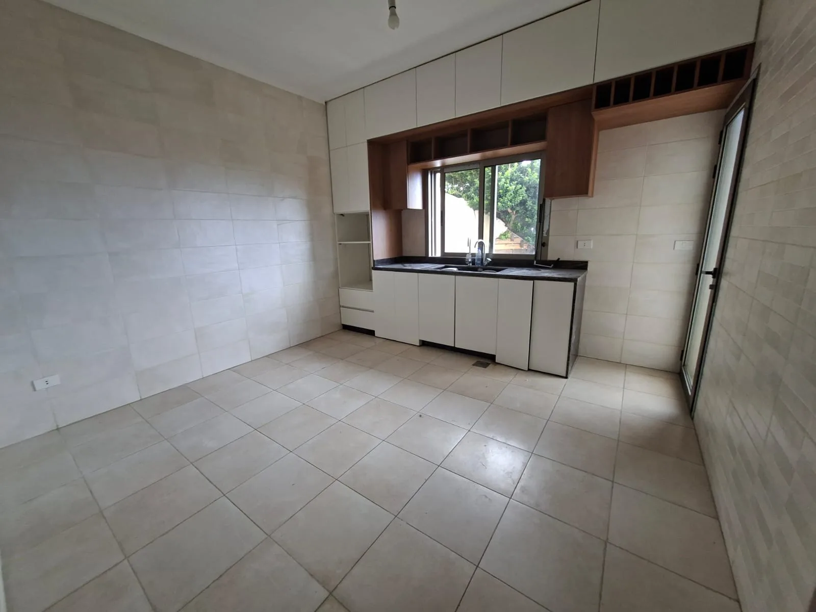 Apartment for Sale in Aamchit — الصورة 2