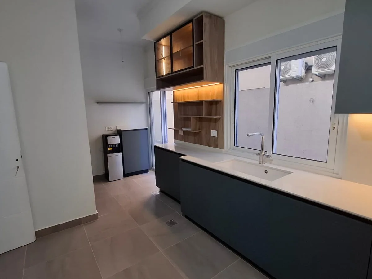 Apartment for Sale in Bsalim — الصورة 7