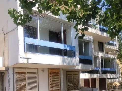 Building for Sale in Ouyoun — الصورة 2