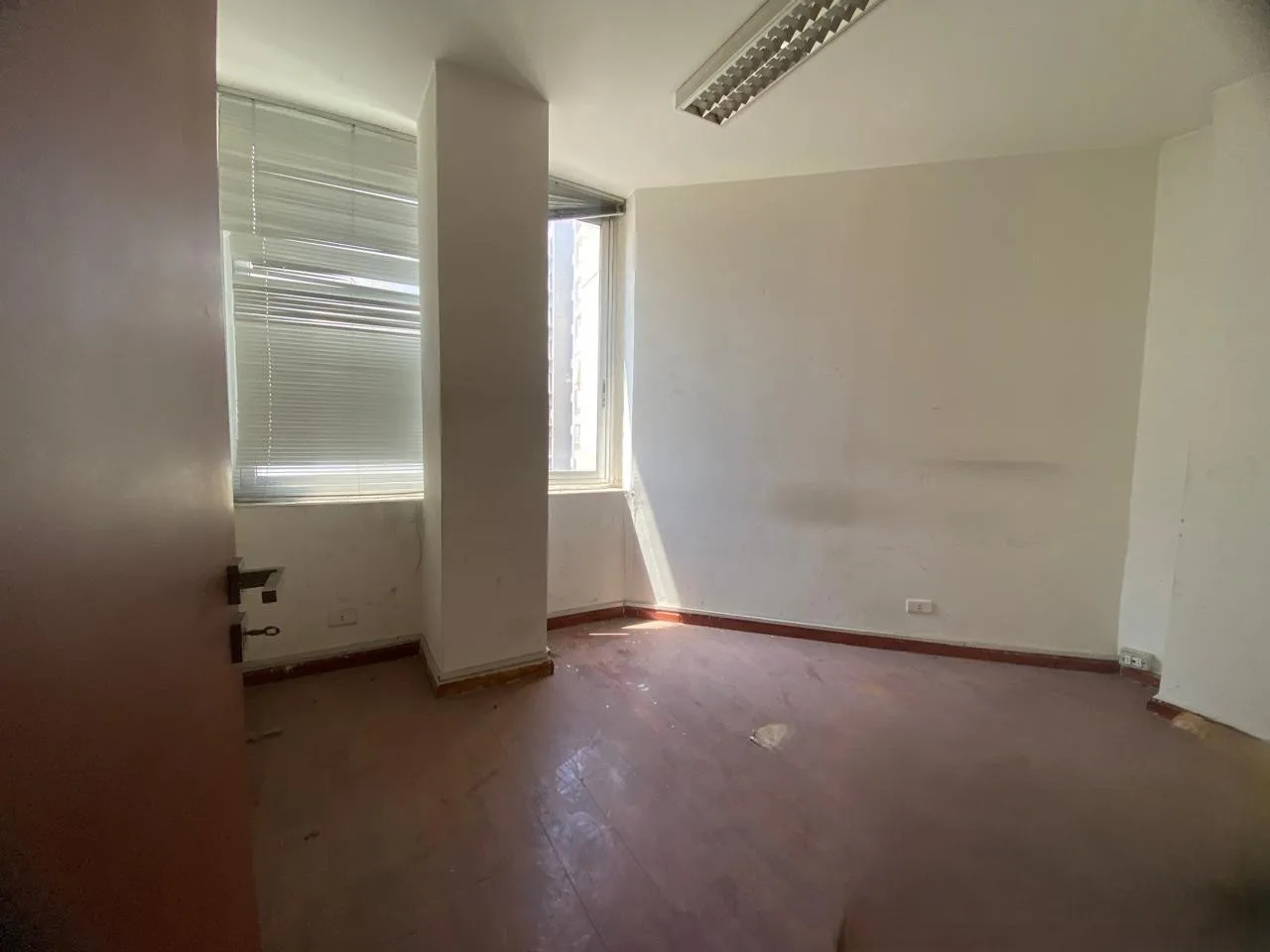 Building for Sale in Verdun — الصورة 5