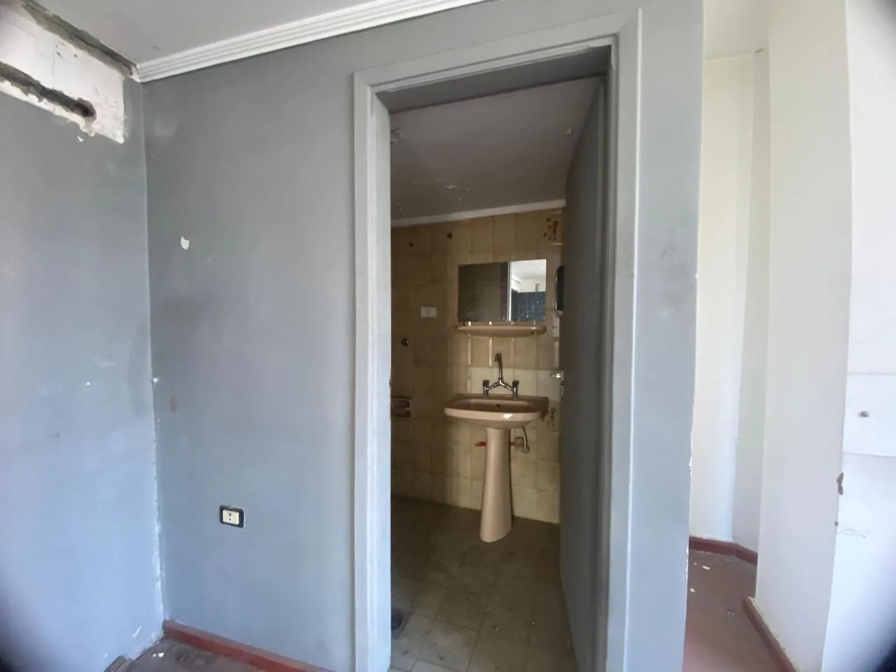 Building for Sale in Verdun — الصورة 8