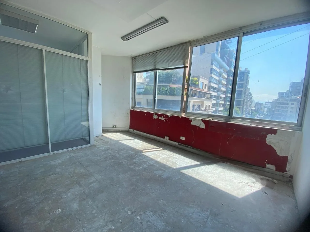 Building for Sale in Verdun — الصورة 2