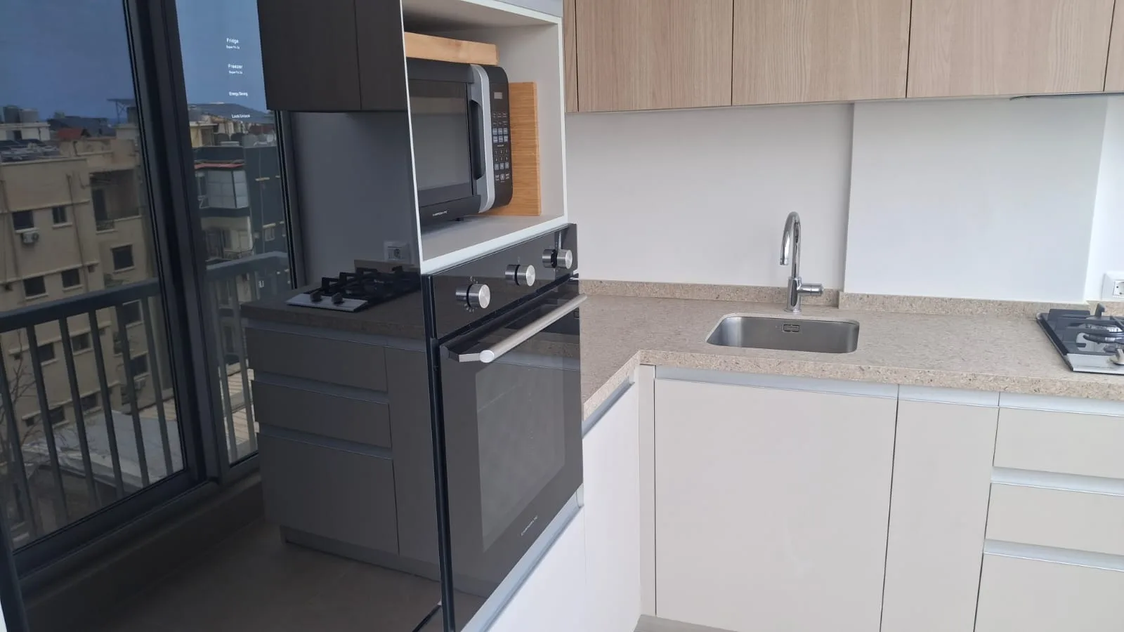 Apartment for Rent in Mar Mikhael — الصورة 2
