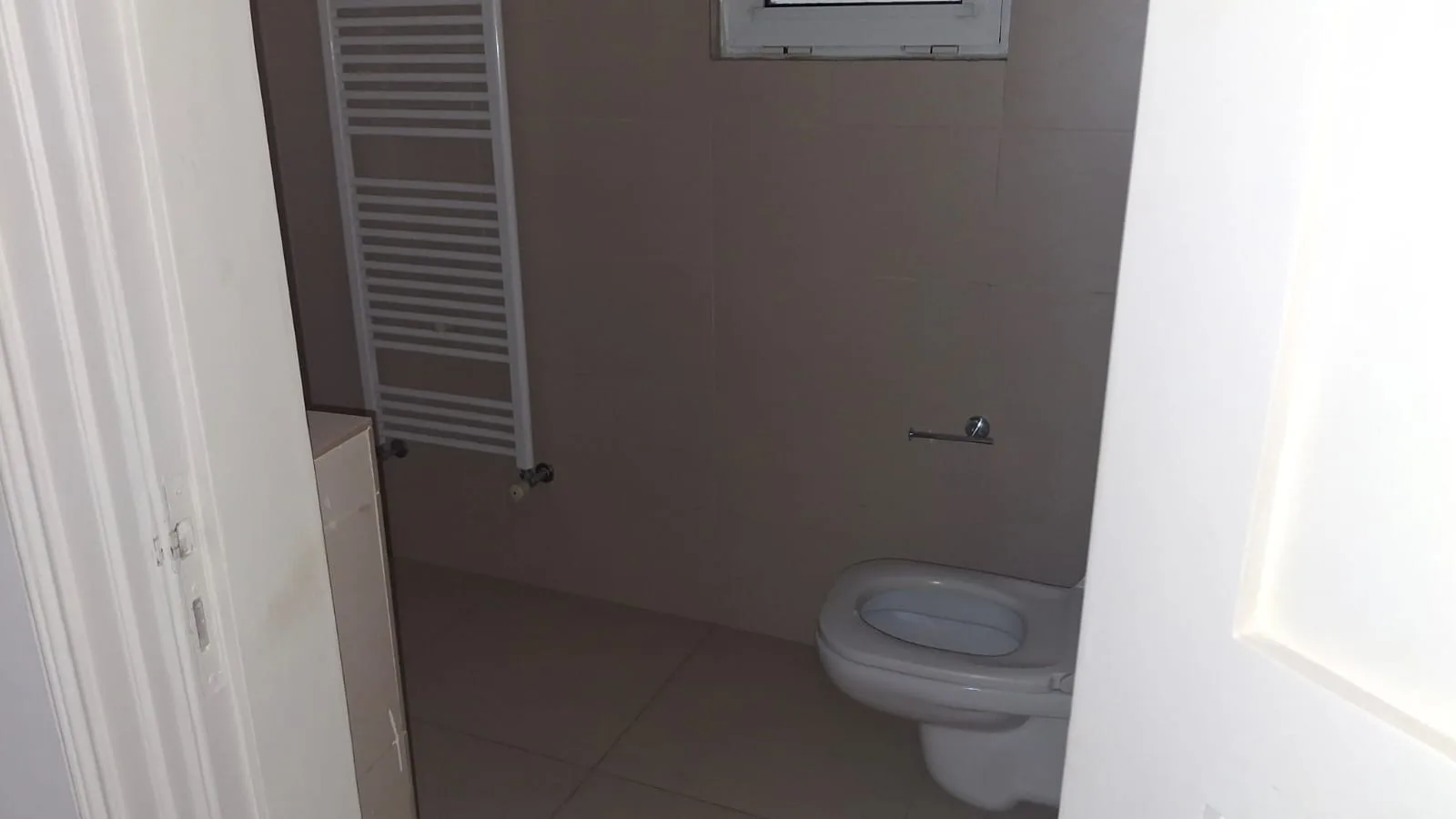 Apartment for Rent in Gemmayzeh — الصورة 10