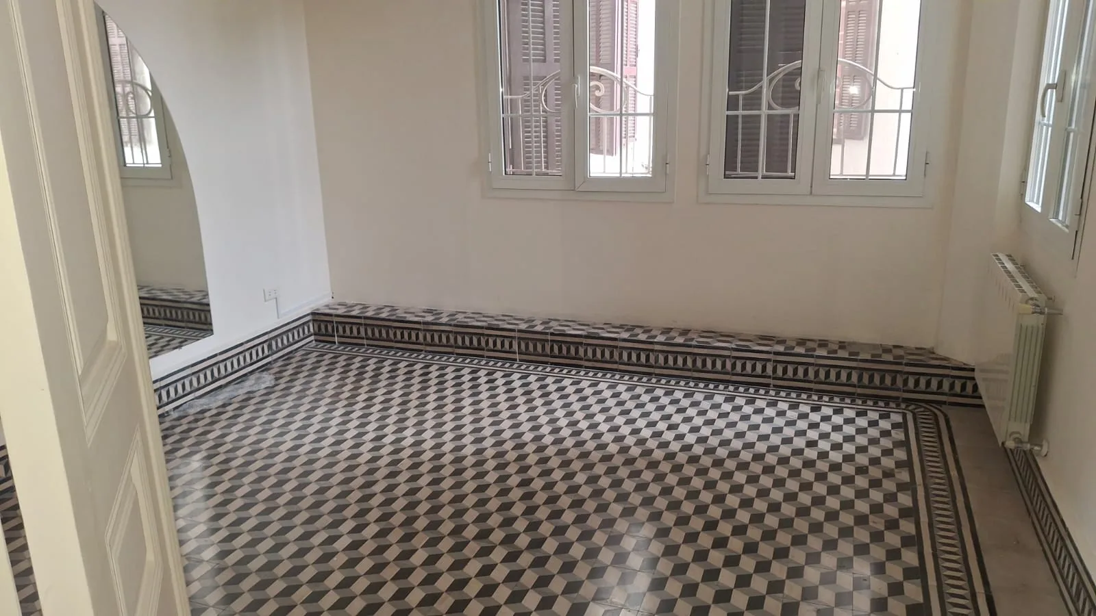Apartment for Rent in Gemmayzeh — الصورة 7
