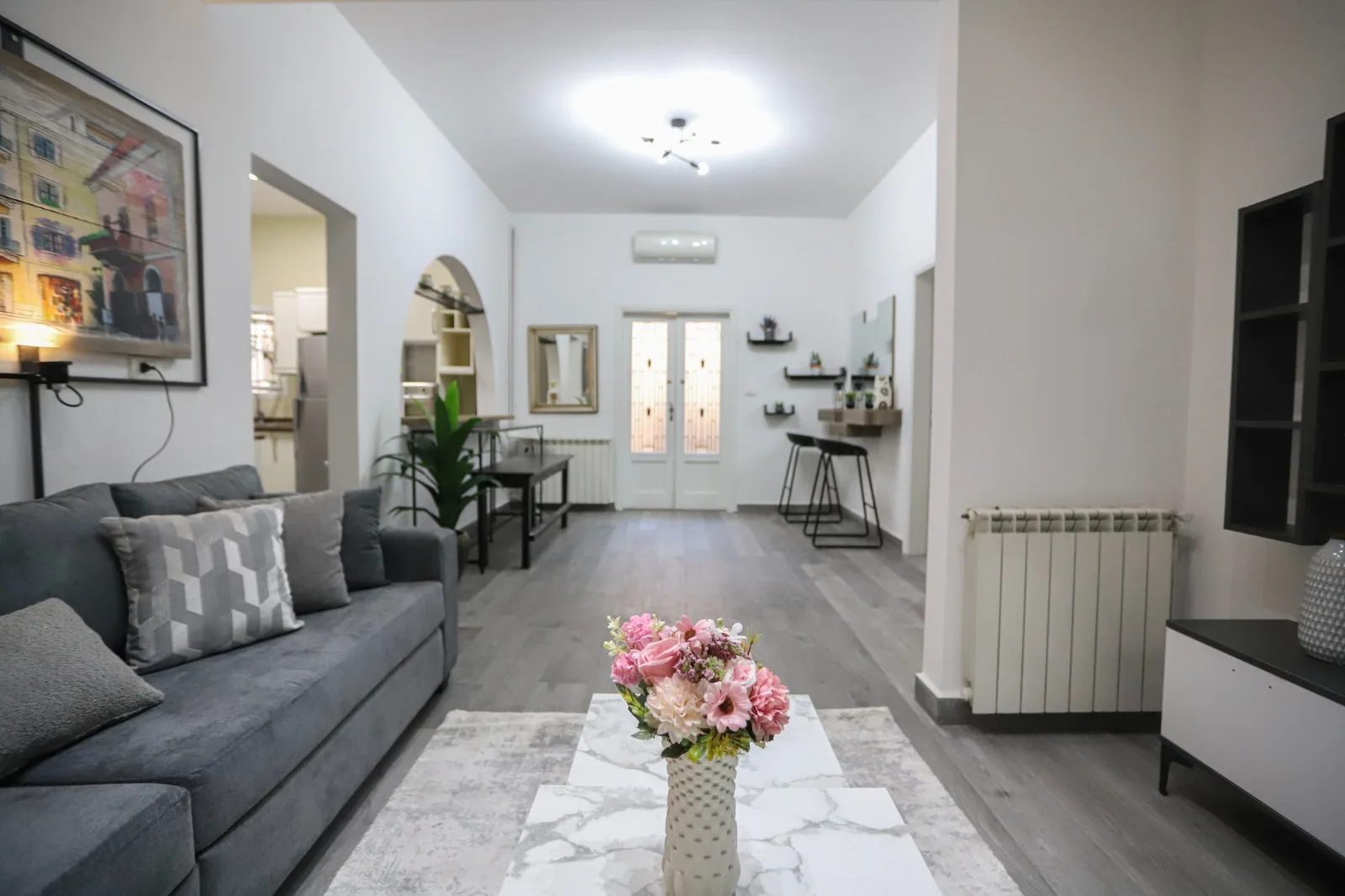 Apartment for Rent in Achrafieh — الصورة 2