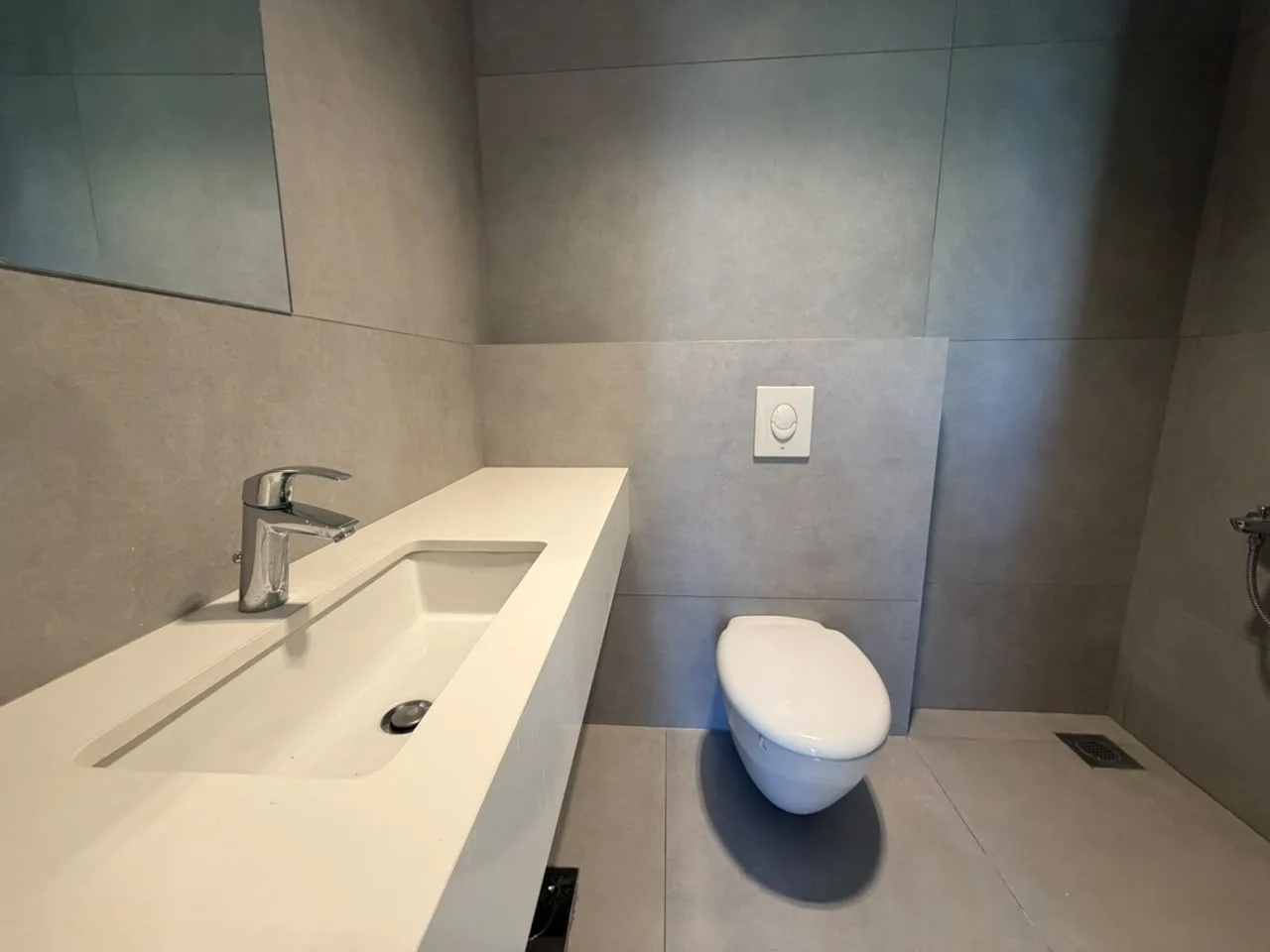 Office for Rent in Achrafieh — الصورة 6