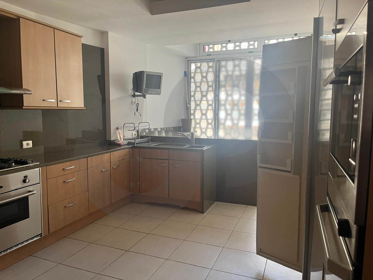Furnished apartment for rent/Comfort and easy access to key areas/BRISTOL-BEIRUT — الصورة 2