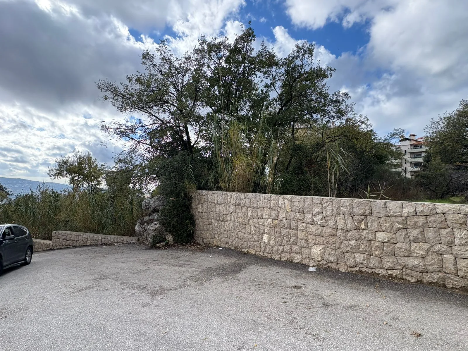 Land for Sale in Rayfoun — الصورة 2