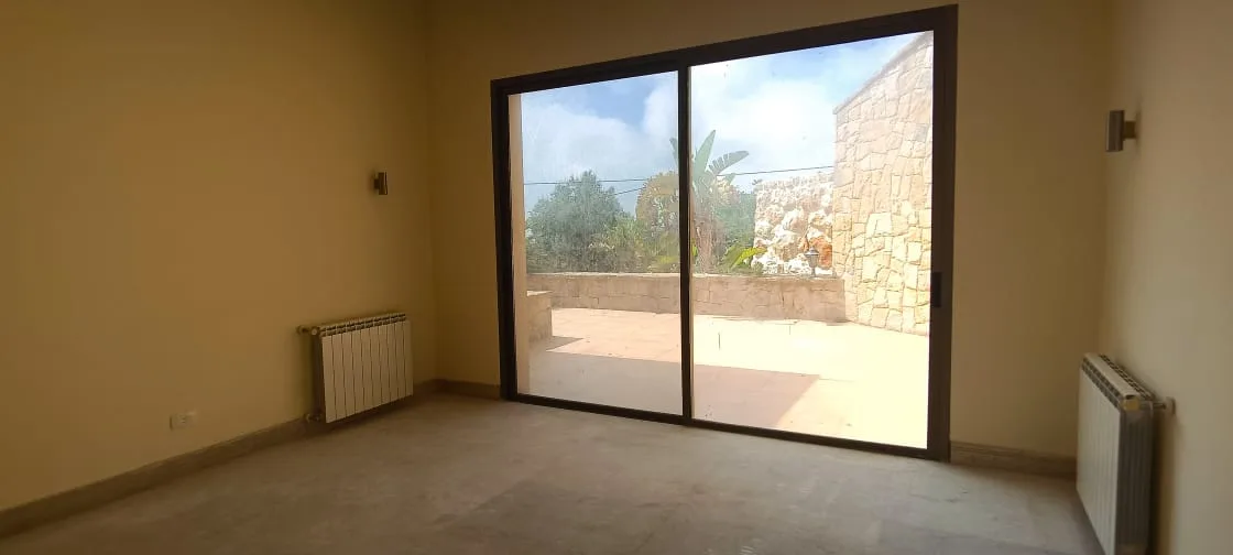 Triplex for Sale in Chnaneir, Lebanon — الصورة 7