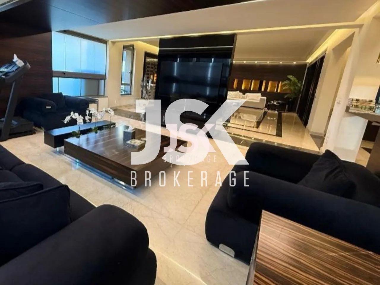 Apartment for rent in Achrafieh, Beirut, Lebanon — الصورة 1