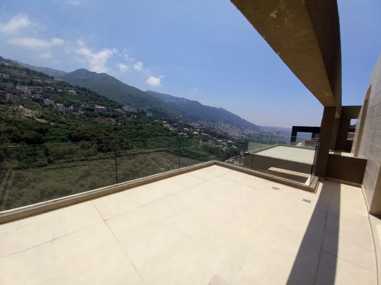 Duplex for Sale in Kfar Hbab, Lebanon — الصورة 10
