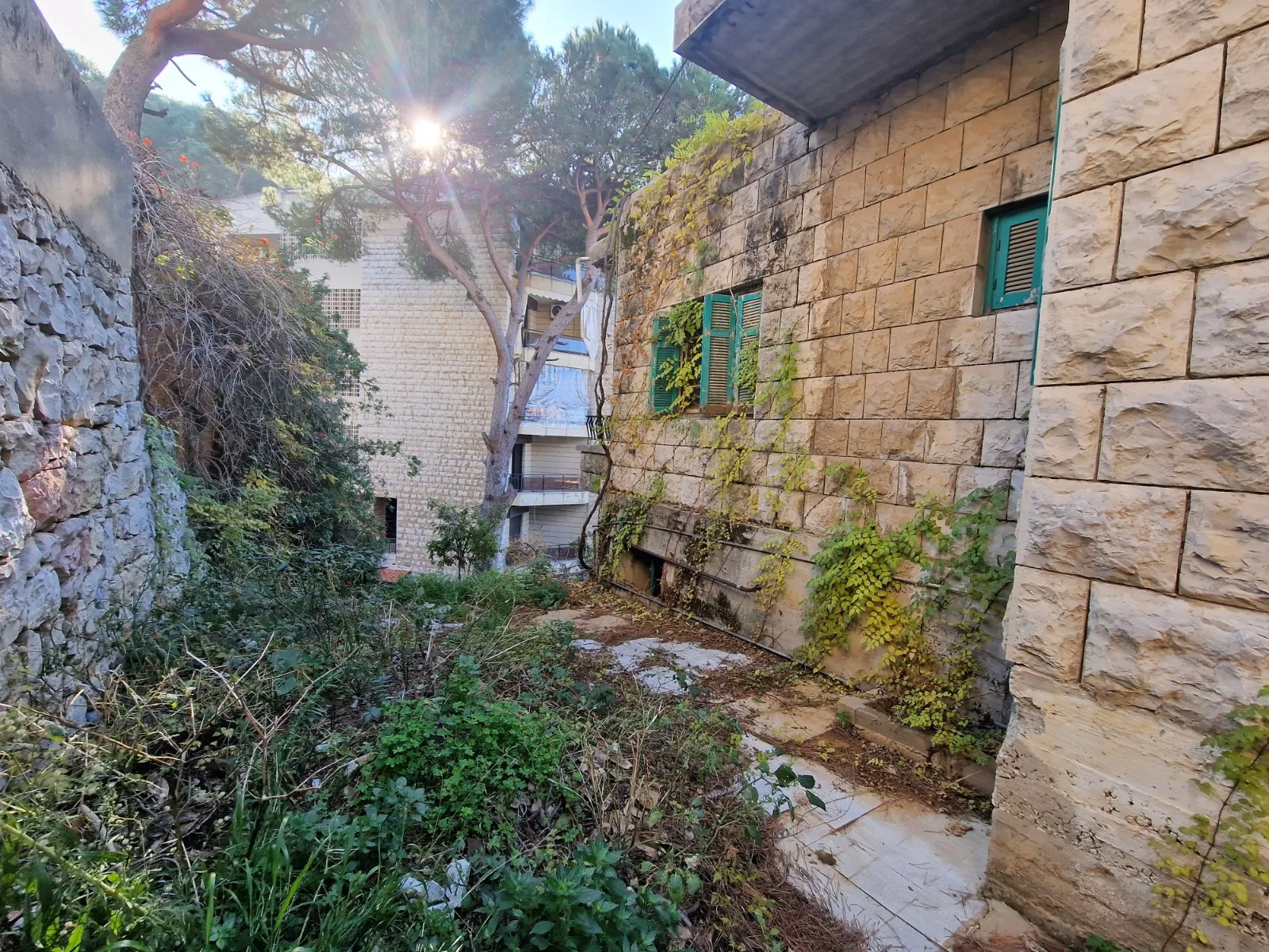 Land for Sale in Broummana, Lebanon — الصورة 6
