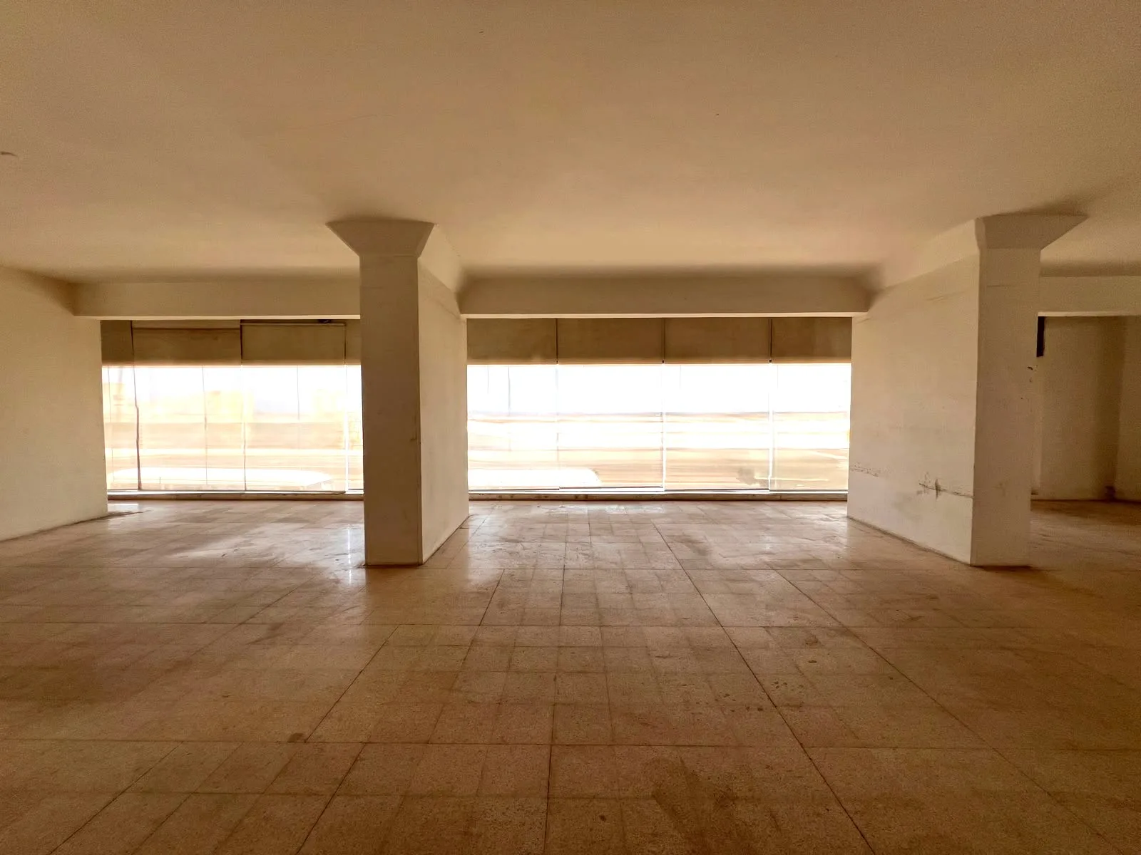 Office for Rent in Gemmayzeh — الصورة 8