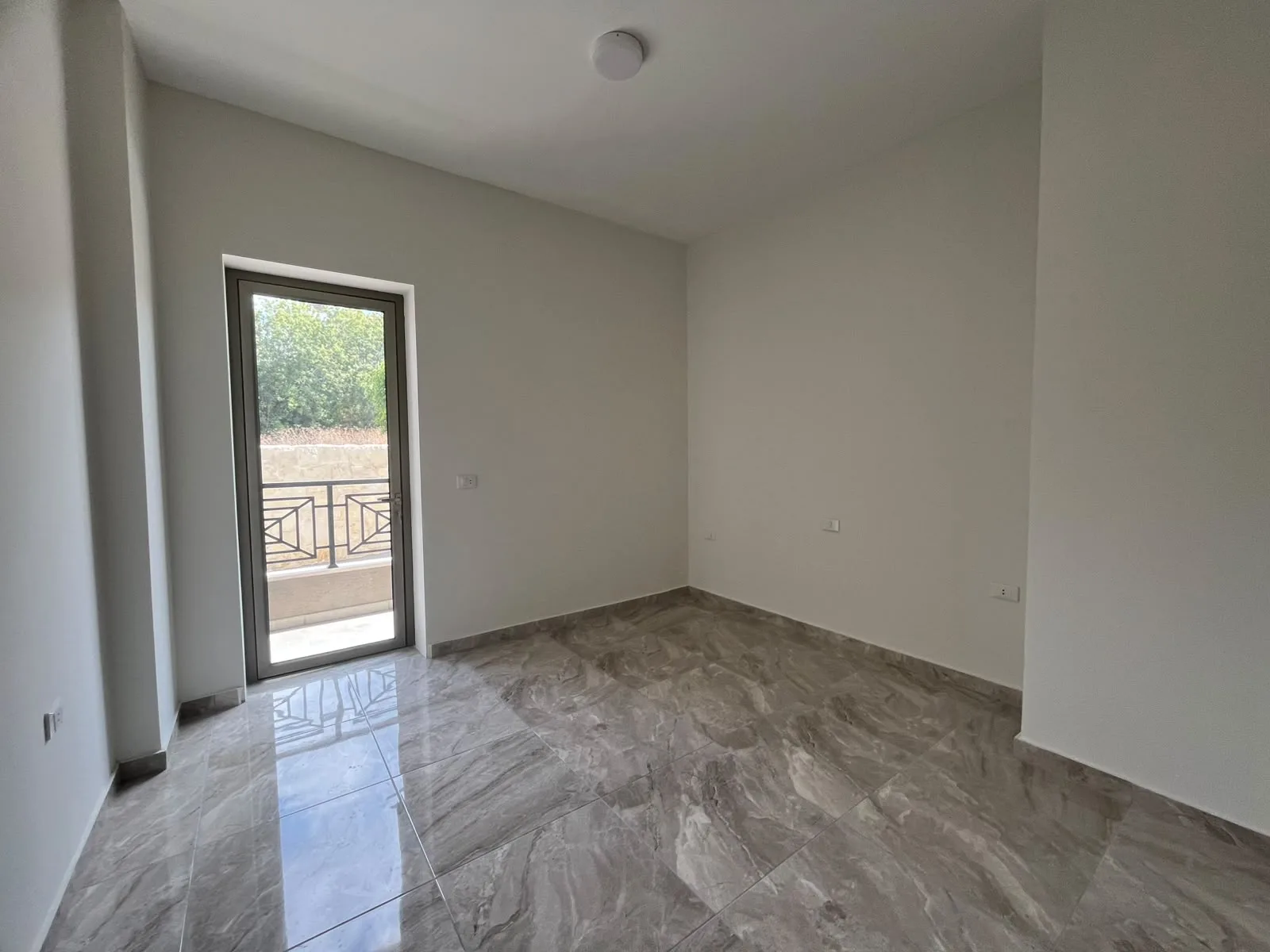 Apartment for Sale in Koura — الصورة 4