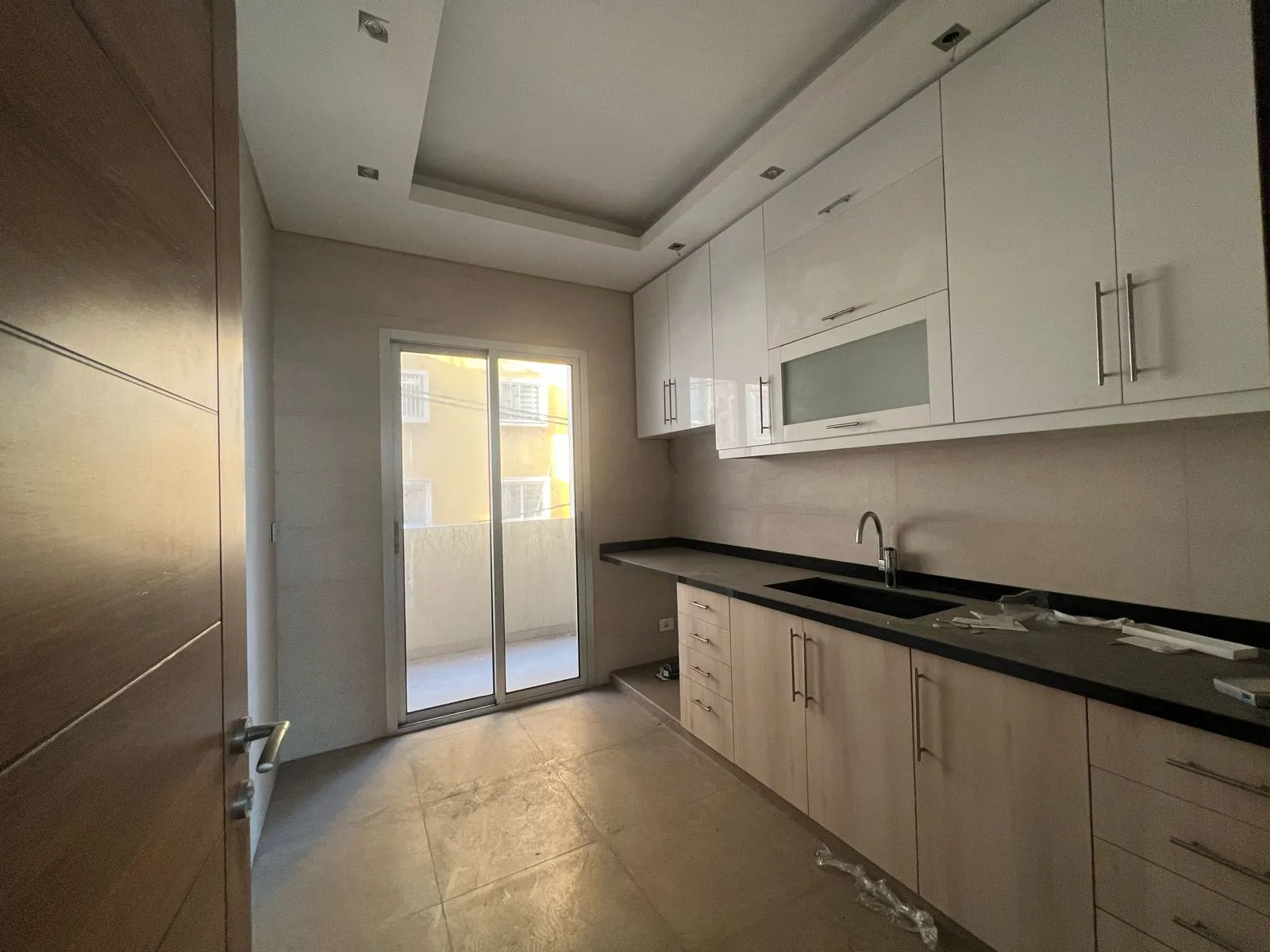 Apartment for Sale in Achrafieh, Beirut, Lebanon — الصورة 2