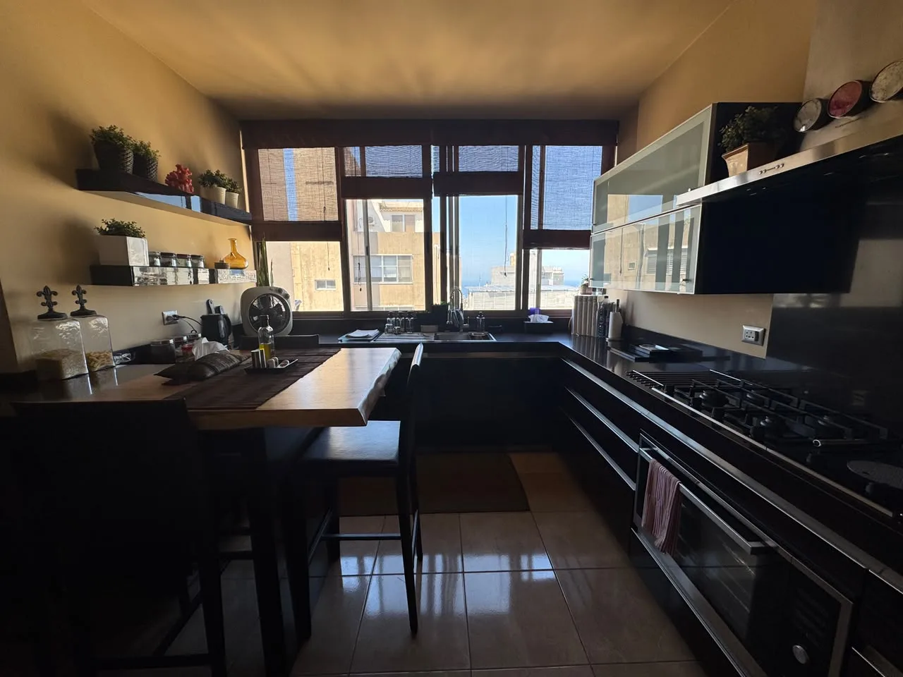 Apartment for Sale in Hamra, Ras Beirut — الصورة 8