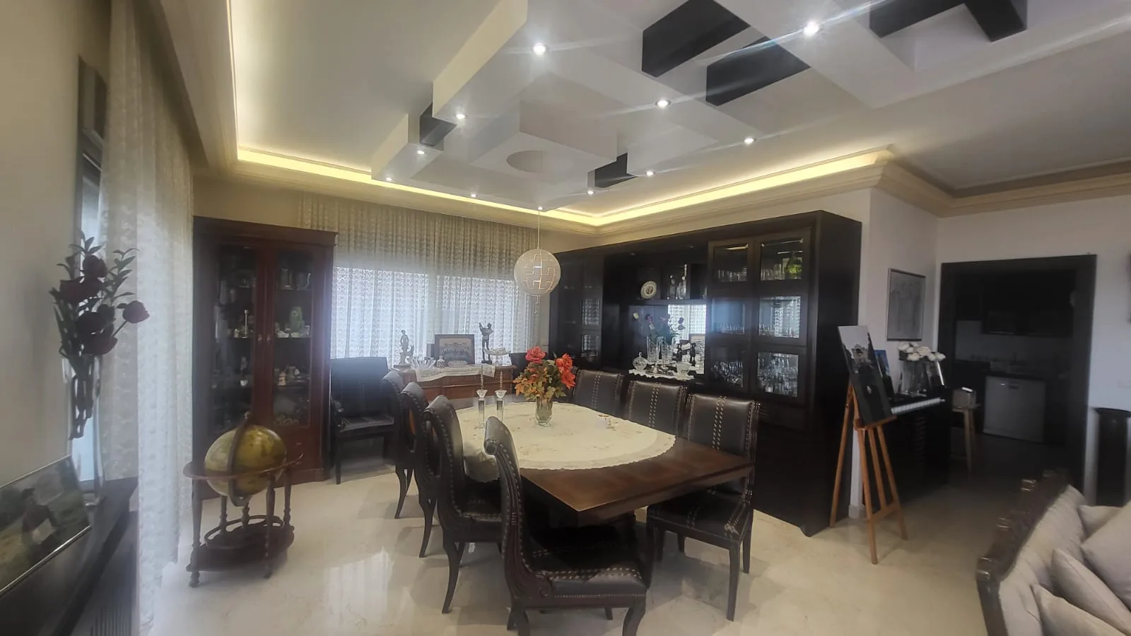 Apartment for Sale in Ballouneh — الصورة 2