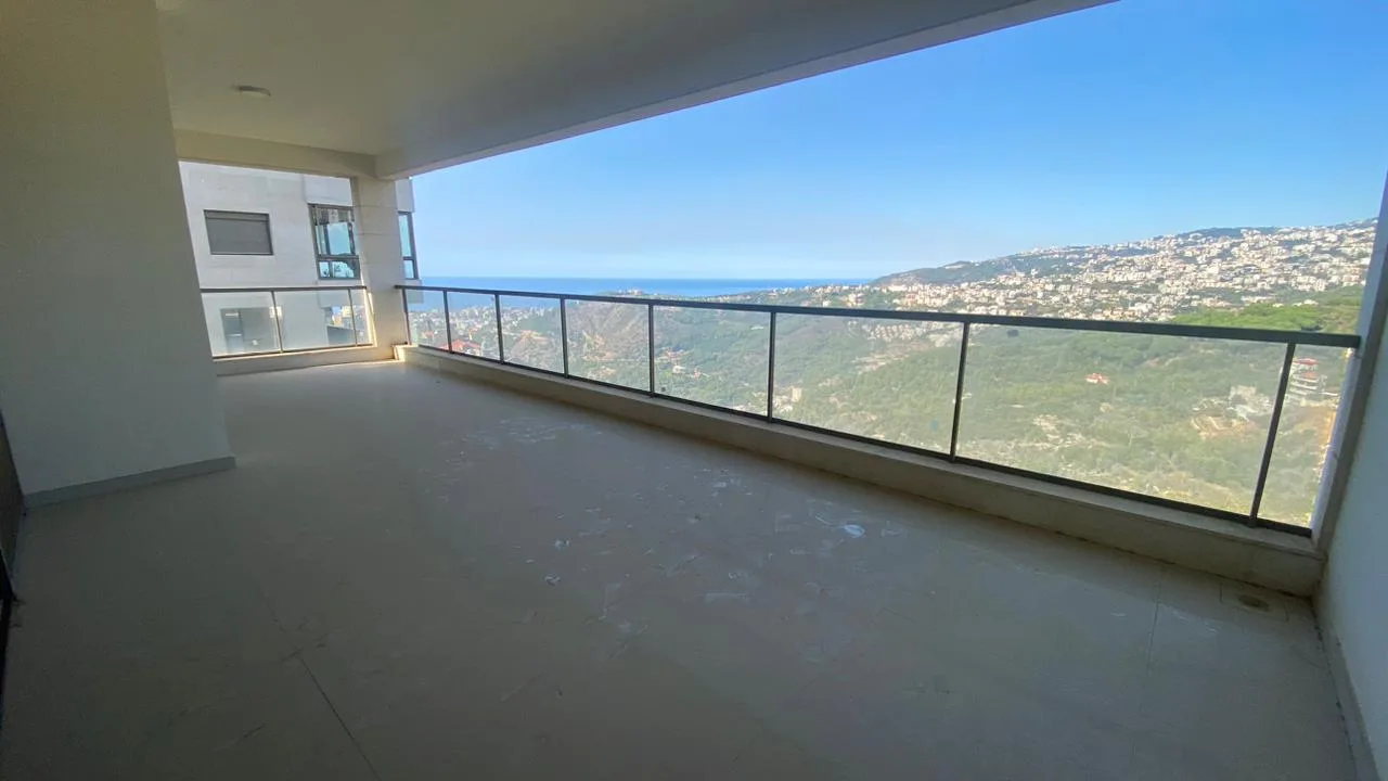 Apartment for Sale in Qornet El Hamra, Lebanon — الصورة 2