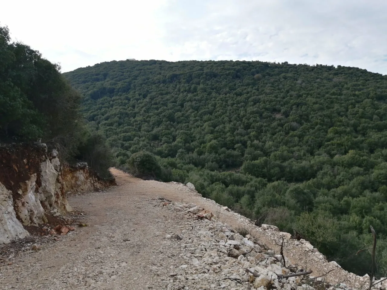 Land for Sale in Bejdarfil — الصورة 2