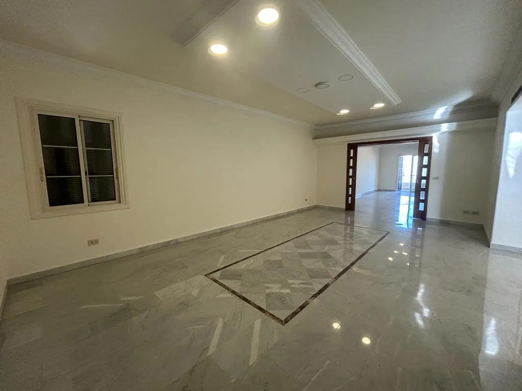 Apartment for Rent in Zokak el Blat, Beirut — الصورة 4