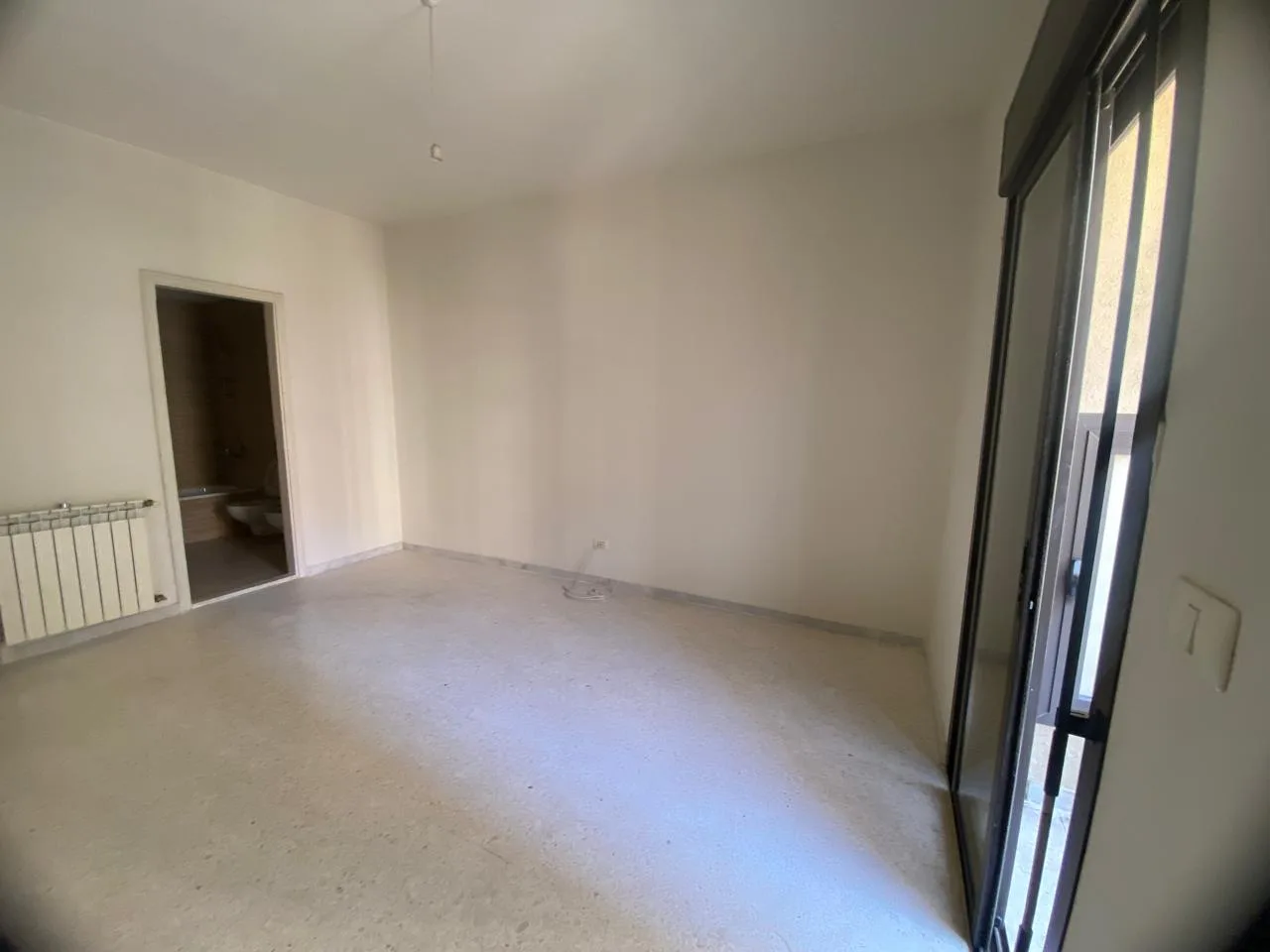 Apartment for Sale in Ain El Remmaneh — الصورة 7