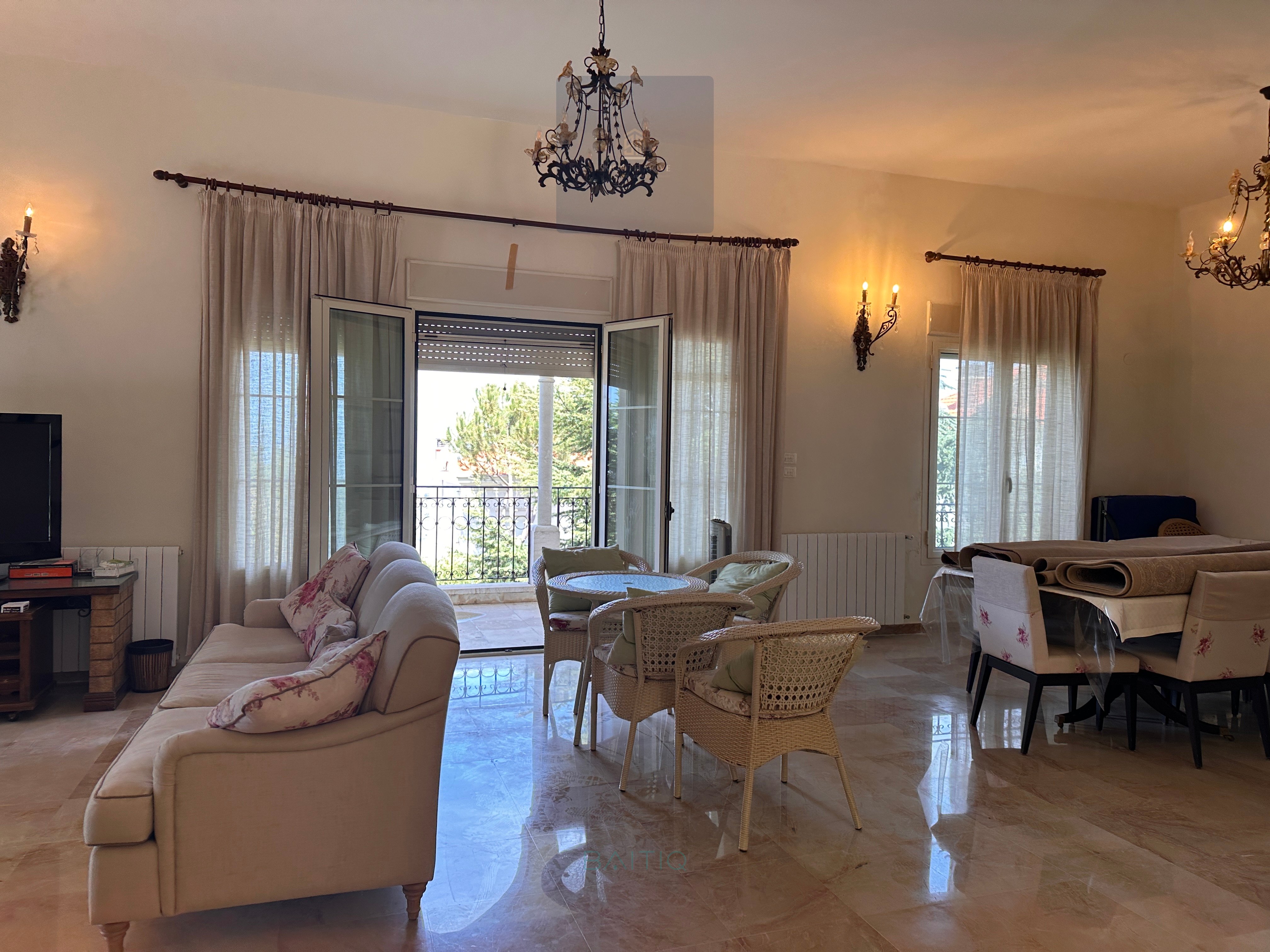 Charming Villa for Sale in Bhamdoun, Lebanon — الصورة 2