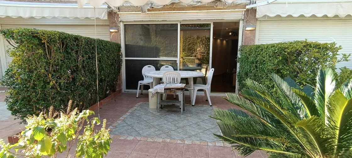 Chalet for Sale in Tabarja — الصورة 6
