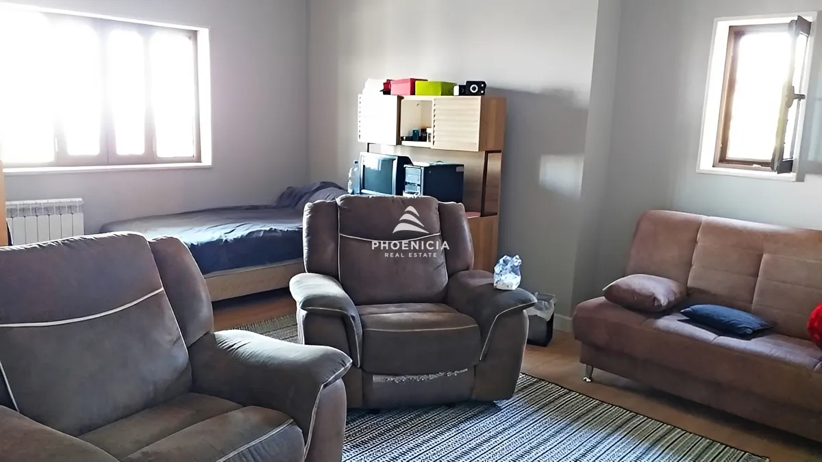 Villa for Sale in Gharzouz — الصورة 3