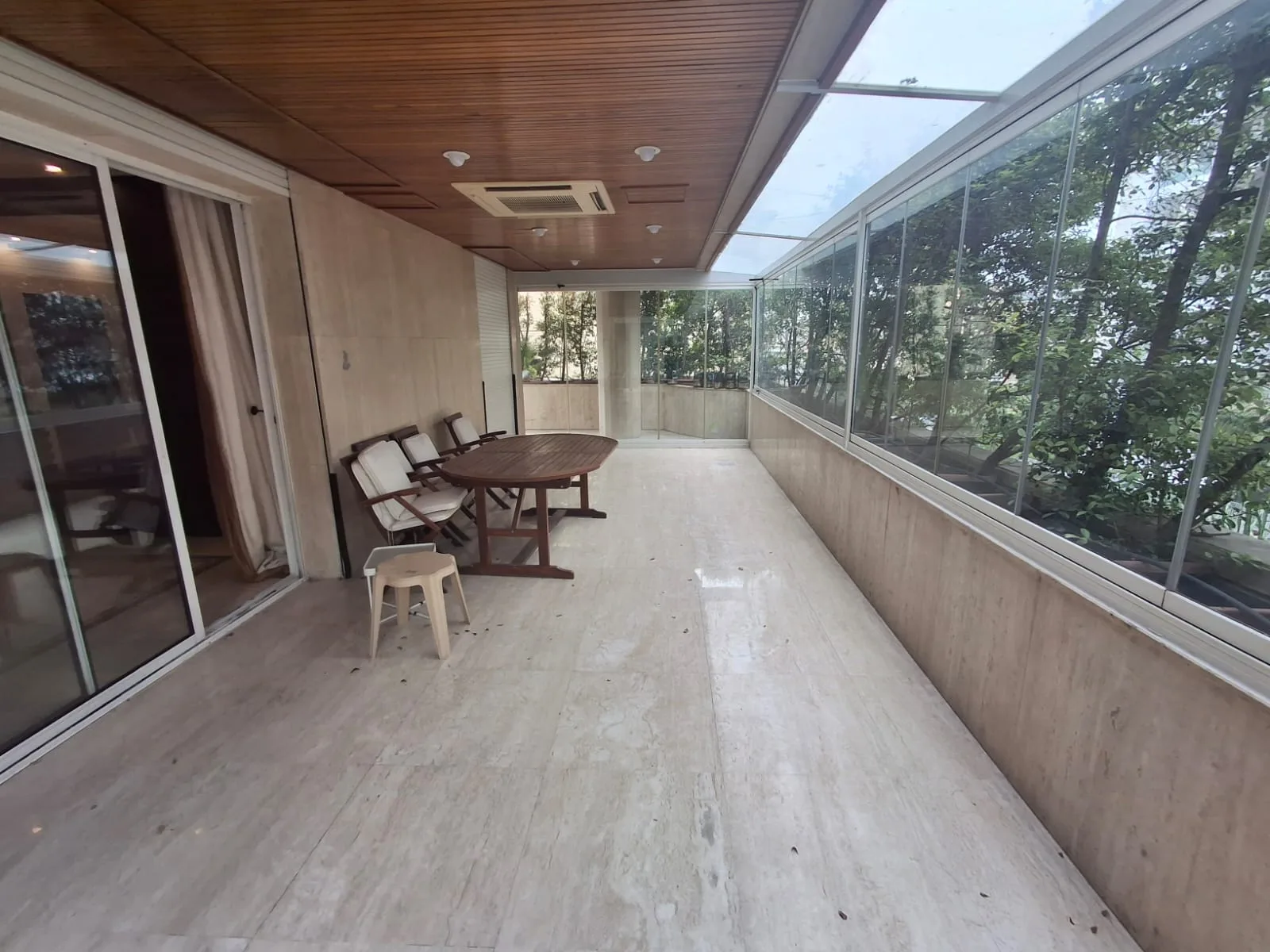 Apartment for Rent in Achrafieh, Beirut, Lebanon — الصورة 2