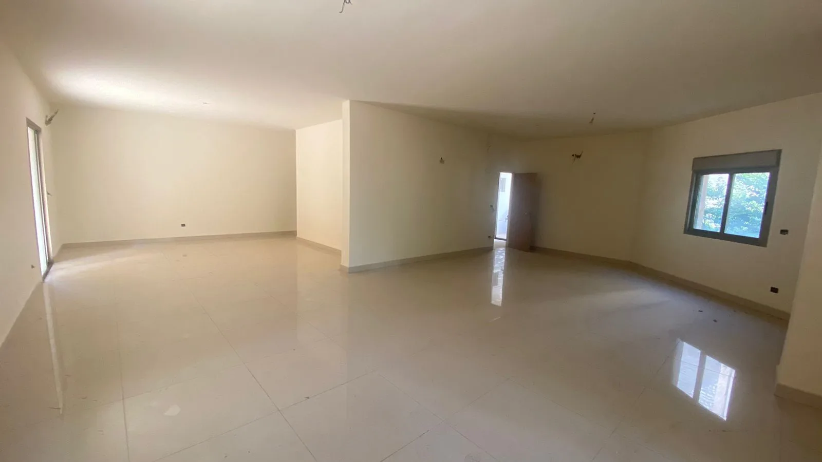 Apartment for Sale in Dik El Mehdi, Lebanon — الصورة 3