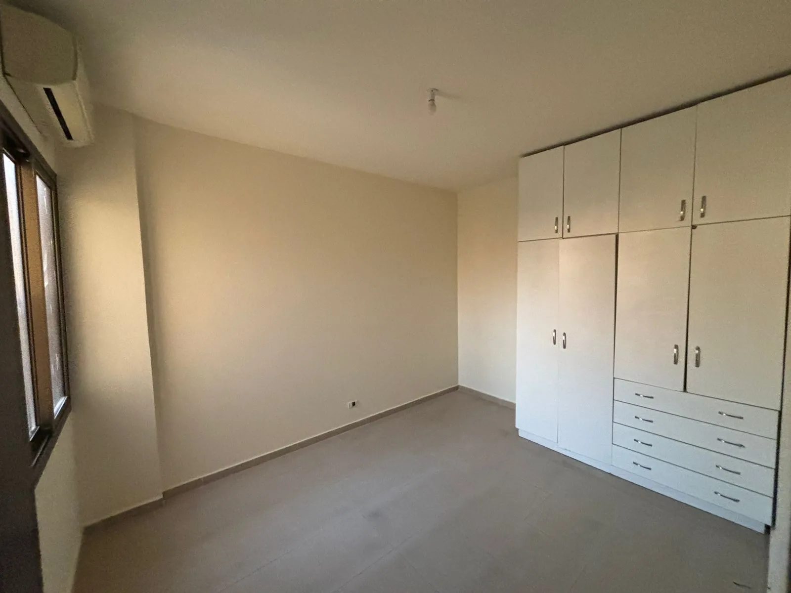 Apartment for sale in Jal El Dib, Lebanon — الصورة 7