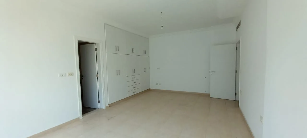 Duplex for Sale in Jounieh, Lebanon — الصورة 8
