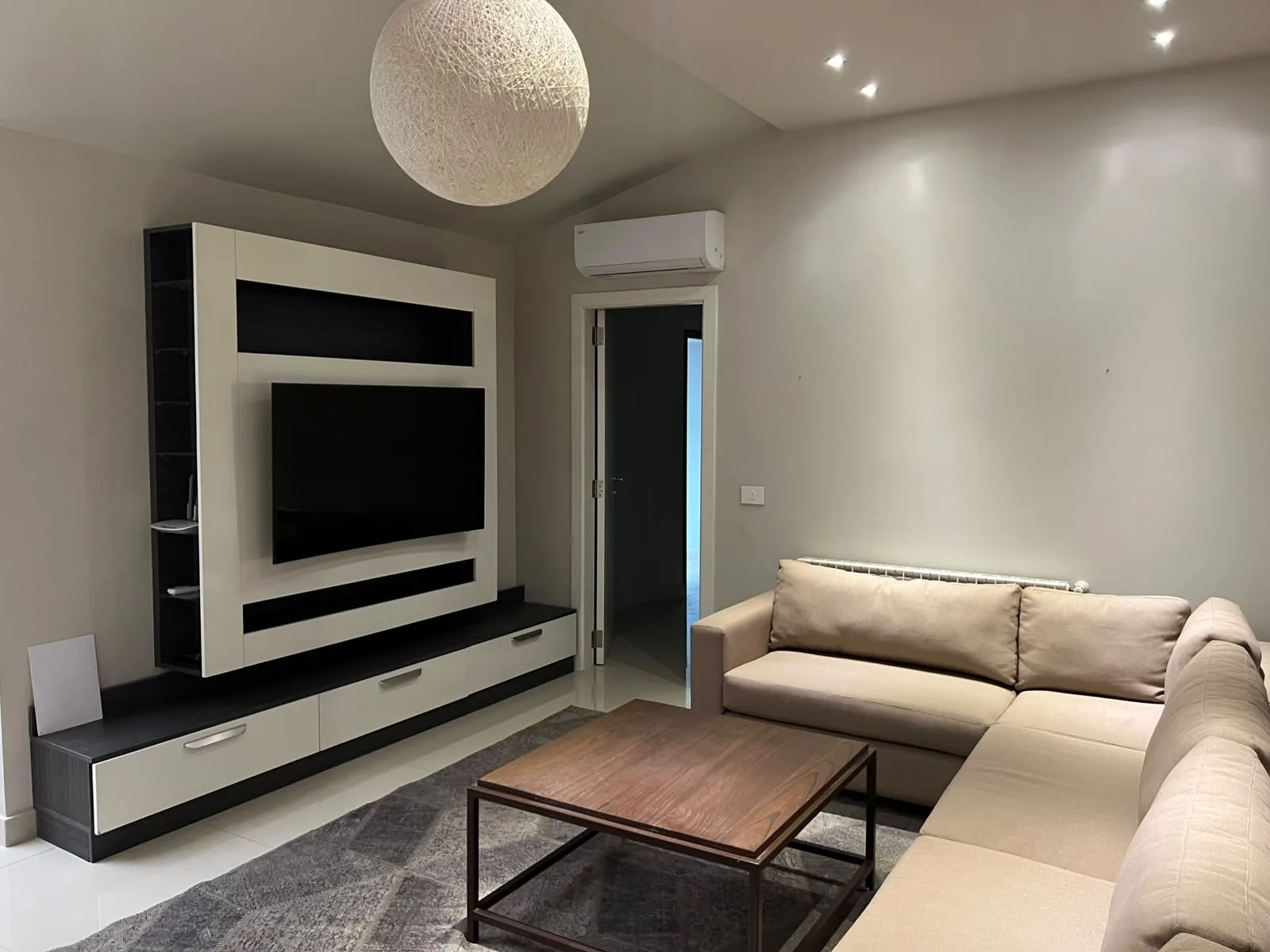 Duplex for Sale in Hazmieh — الصورة 4