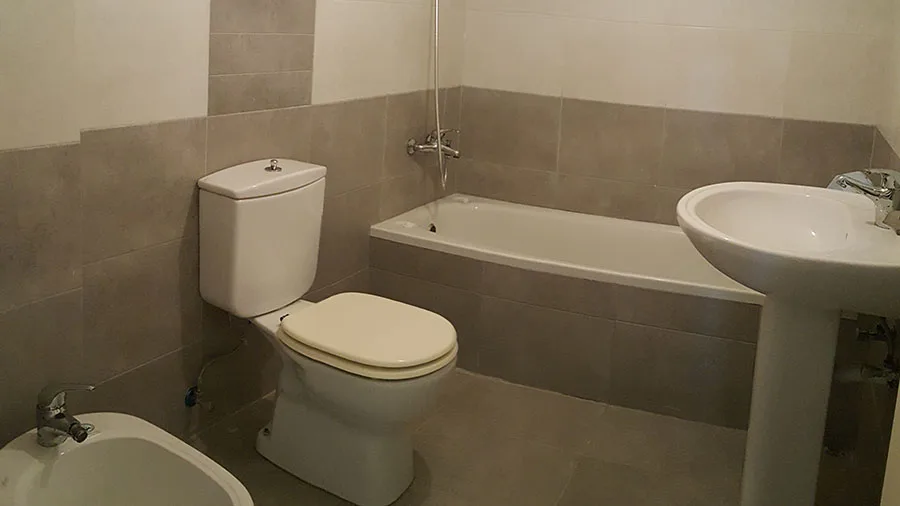 Apartment for Sale in Aamchit, Lebanon — الصورة 3
