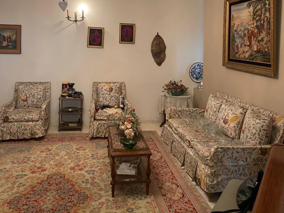 Apartment for Sale in Hazmieh — الصورة 5