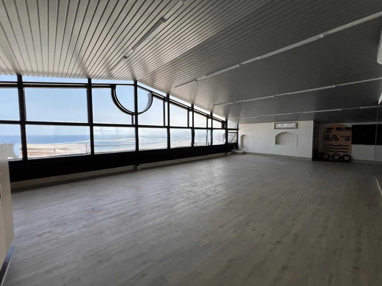 Office for rent in Gemmayzeh — الصورة 2