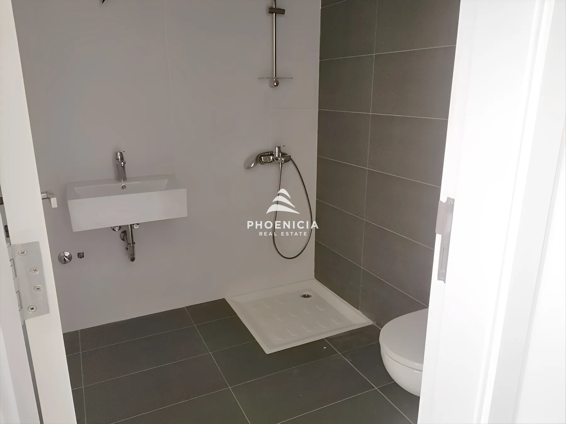 Chalet for Sale in Fidar — الصورة 2