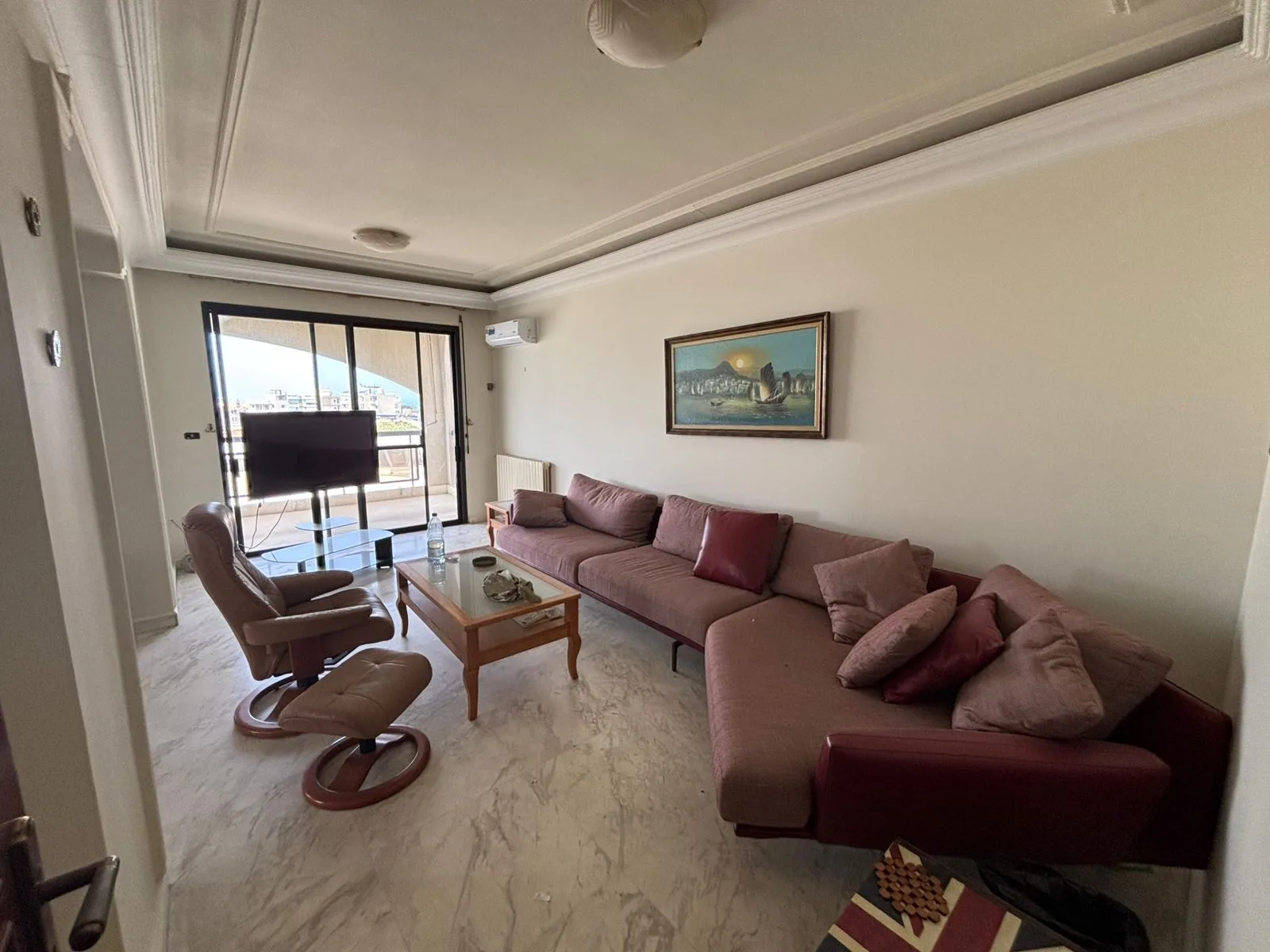 Apartment for rent in Aaoukar, Lebanon — الصورة 2