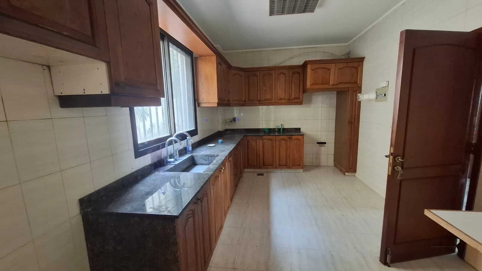 Apartment for Rent in Rabweh — الصورة 10