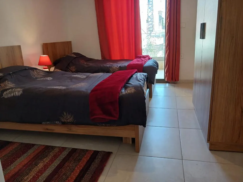 Apartment for Rent in Gemmayzeh, Beirut, Lebanon — الصورة 5